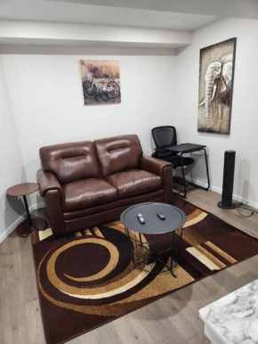Avocado Executive Suite 2